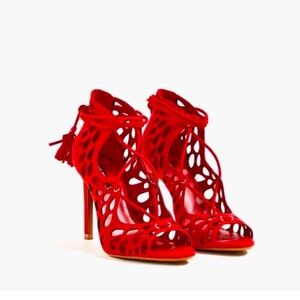 Zara red lace 4” heel with tassels . Size 38.
